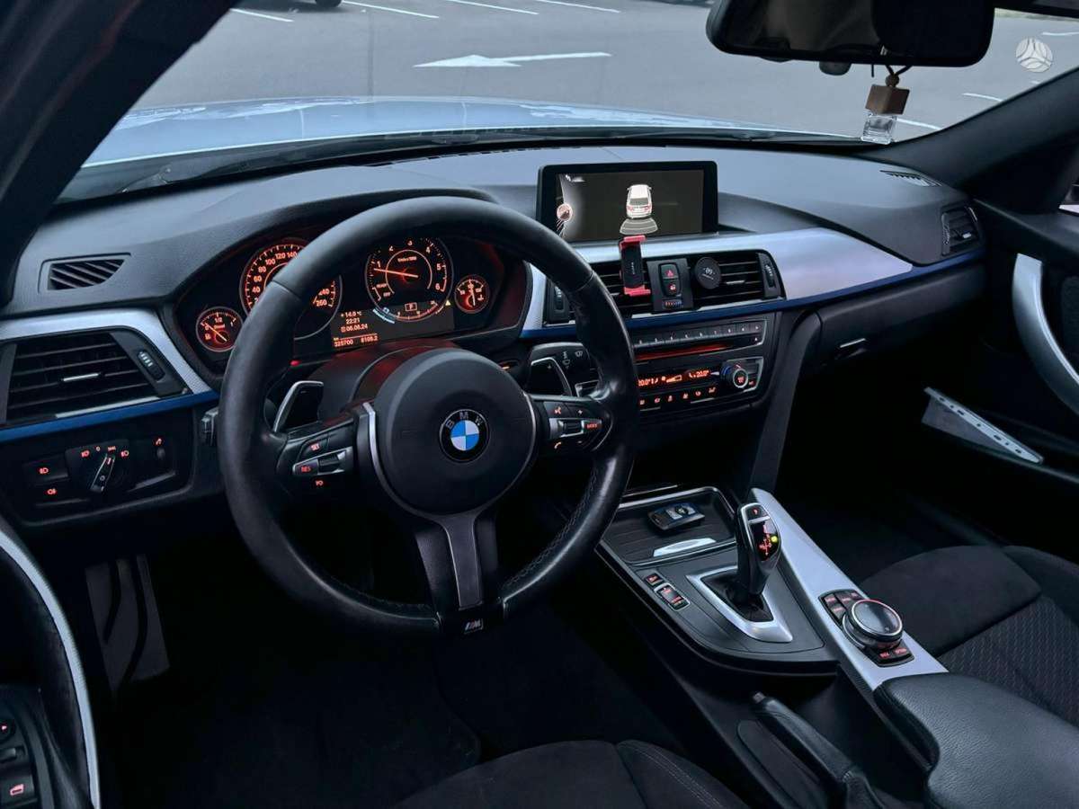 BMW 320, 2.0 l., wagon
