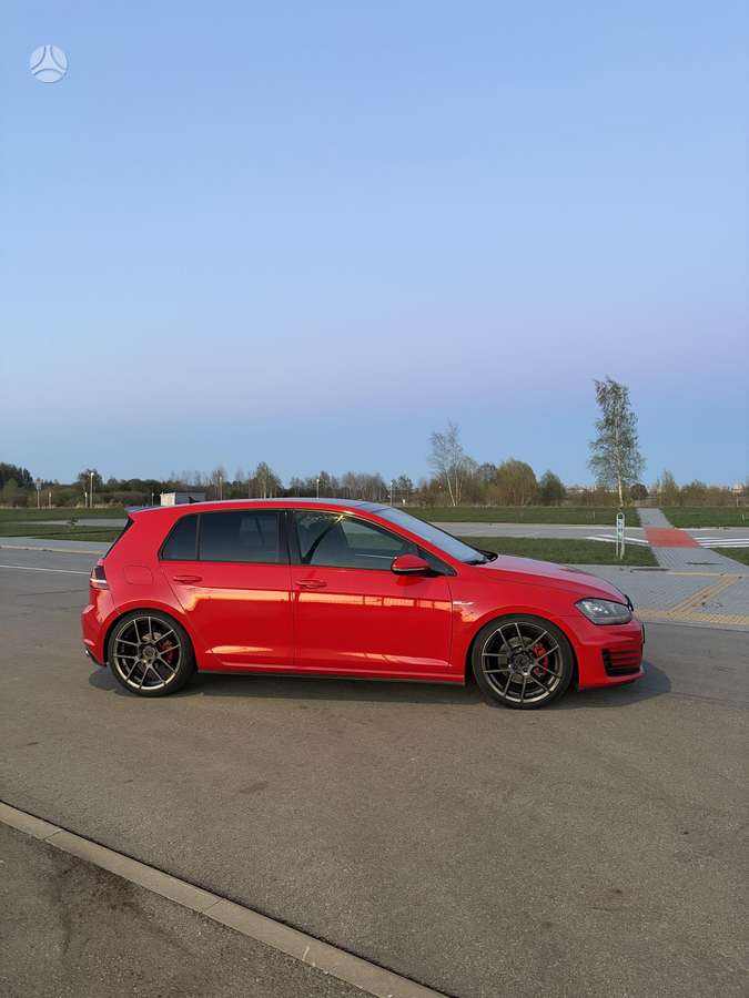 Volkswagen Golf, 2.0 l., hatchback