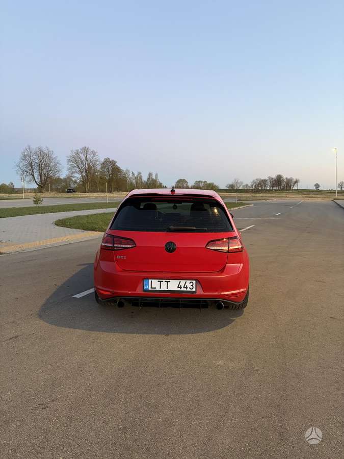 Volkswagen Golf, 2.0 l., hatchback