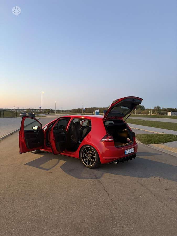 Volkswagen Golf, 2.0 l., hatchback