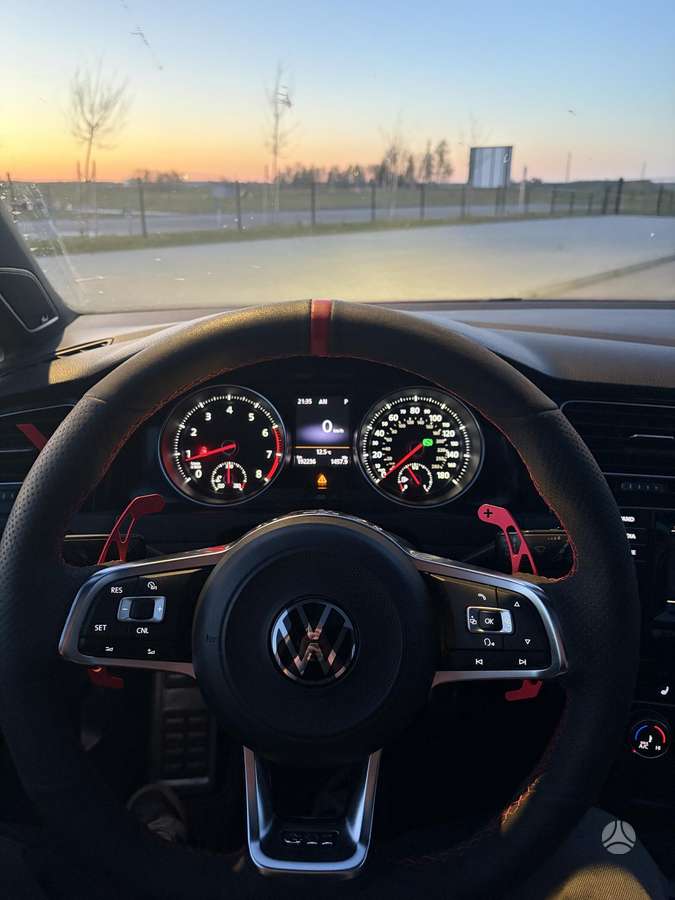Volkswagen Golf, 2.0 l., hatchback