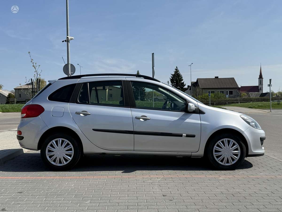 Renault Clio, 1.5 l., Хэтчбек