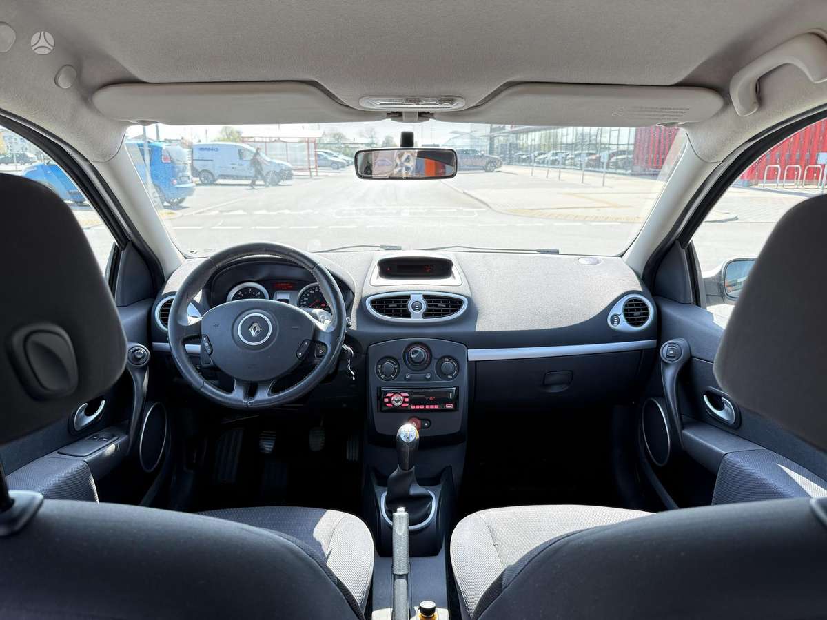 Renault Clio, 1.5 l., hatchback
