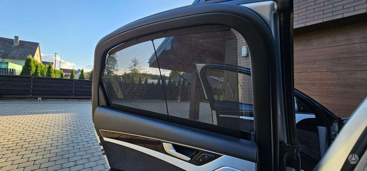 Audi A8, 4.1 l., sedanas