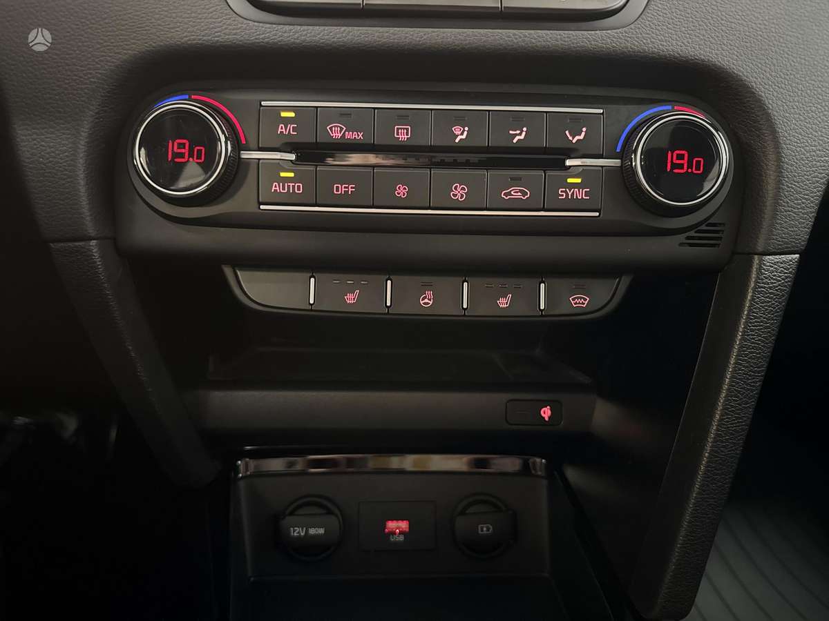 Kia Ceed, 1.5 l., universalas