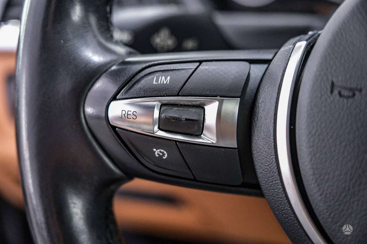 BMW 420, 2.0 l., hatchback