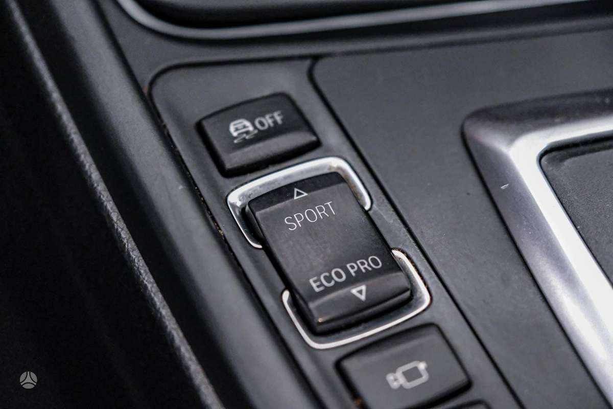 BMW 420, 2.0 l., hatchback