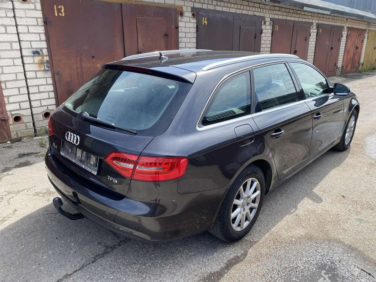 Audi A4, 1.8 l., Универсал