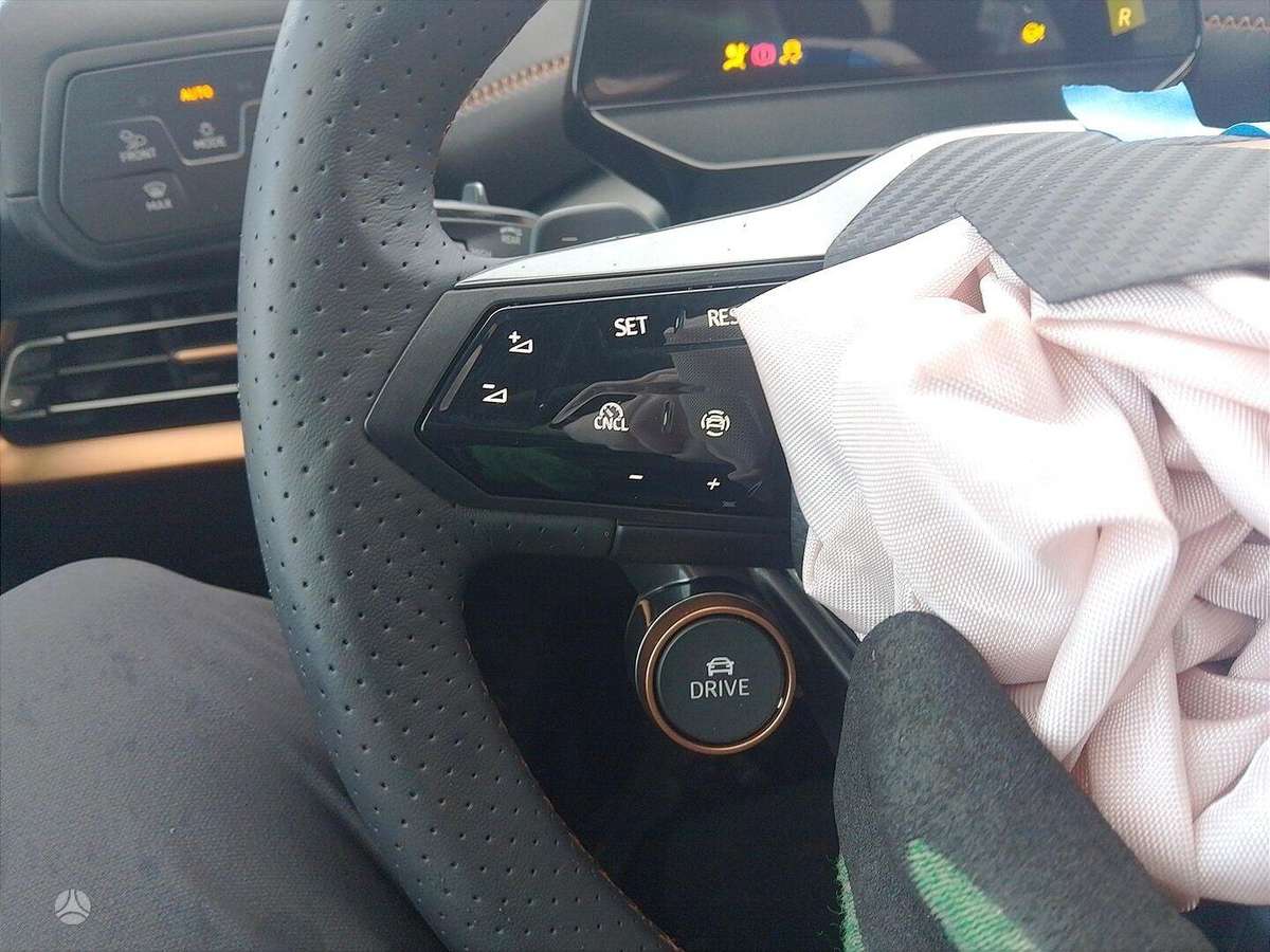 Cupra Born, 84 kWh, hatchback