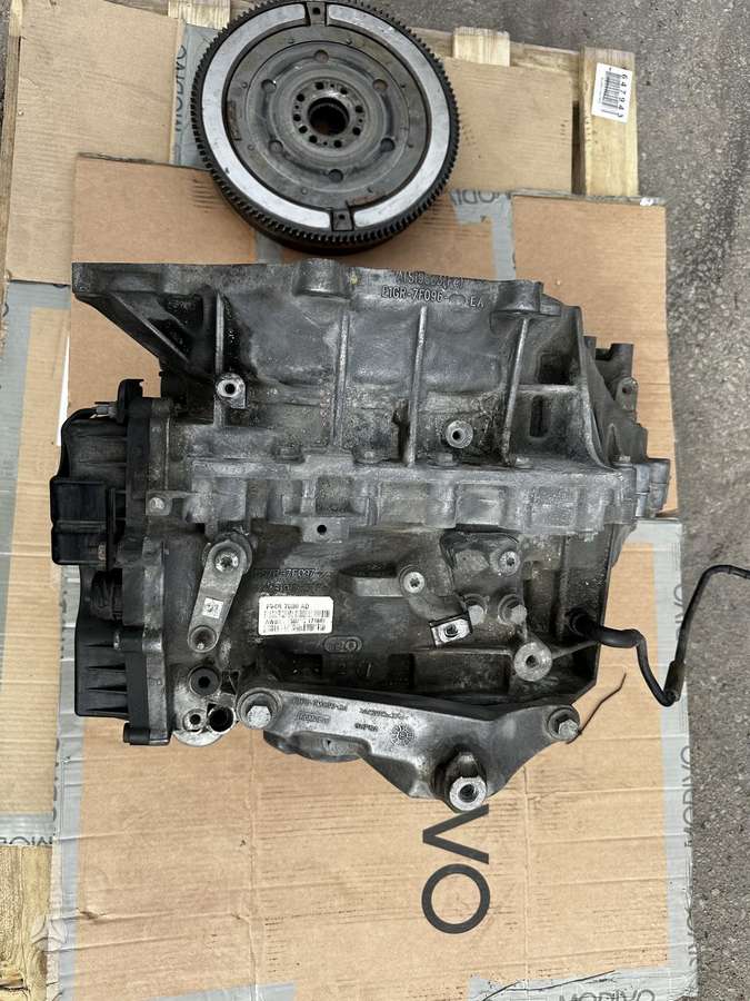 Ford Kuga pavarų dėžė