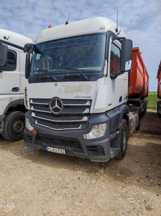 Mercedes-Benz Actros, single sleeper