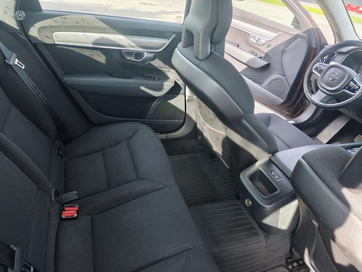 Volvo S90, 2.0 l., Седан