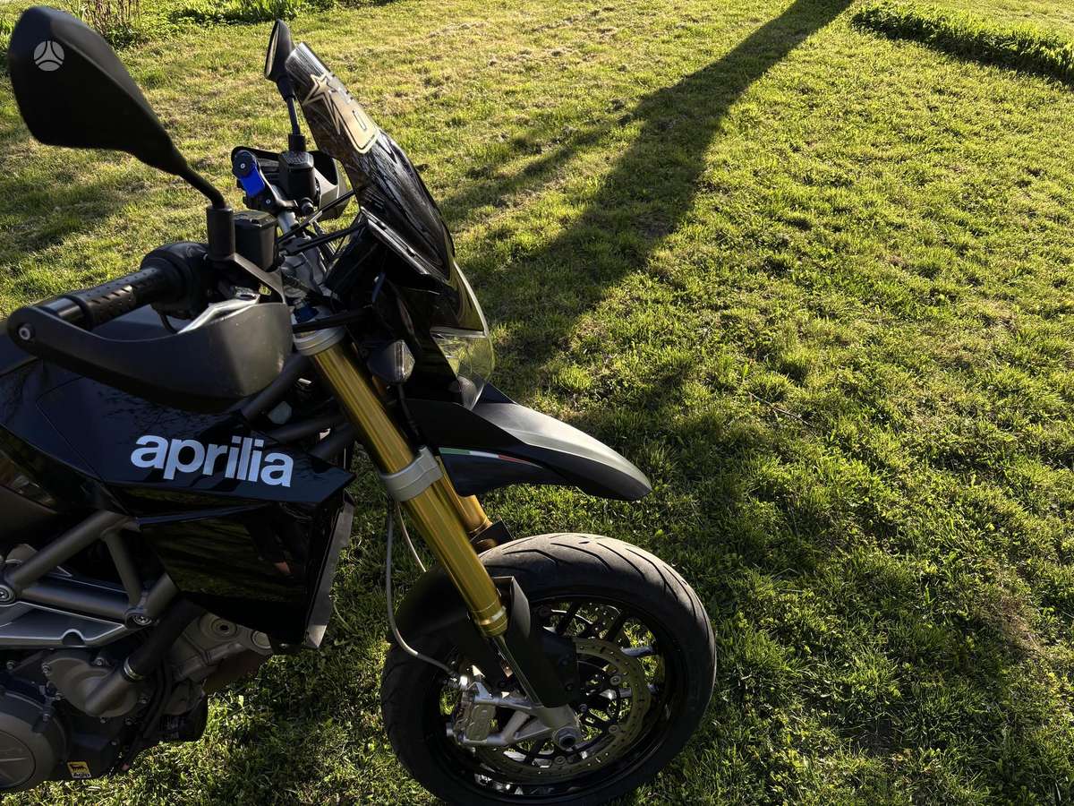 Aprilia Dorsoduro 750cc, supermoto