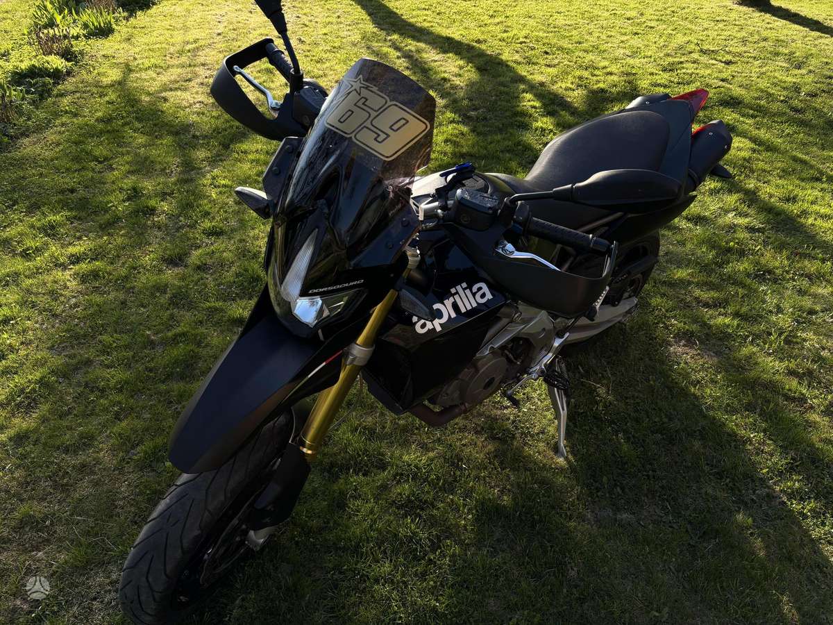 Aprilia Dorsoduro 750cc, supermoto