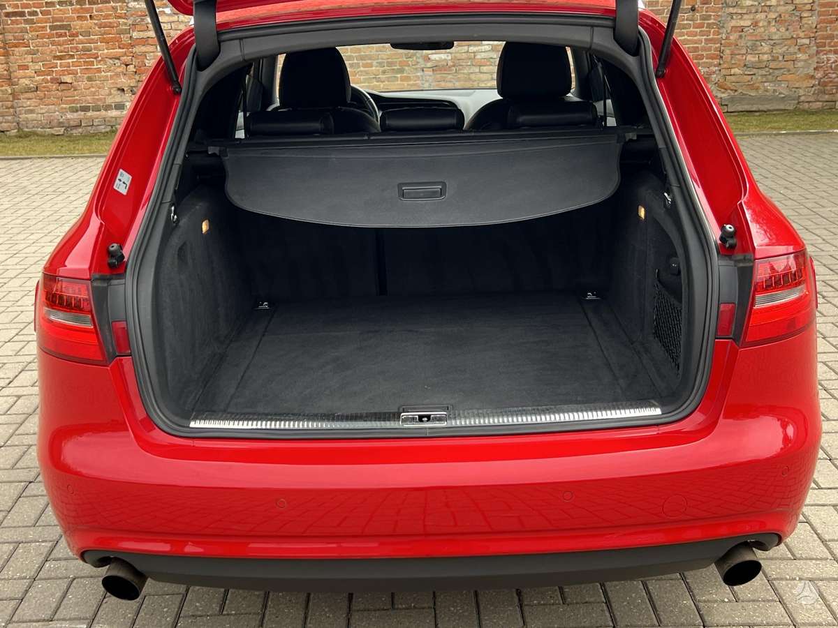 Audi A4, 1.8 l., universalas