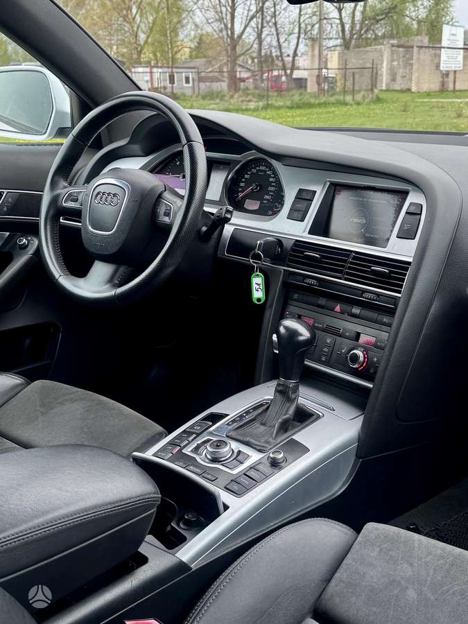 Audi A6, 3.0 l., universalas