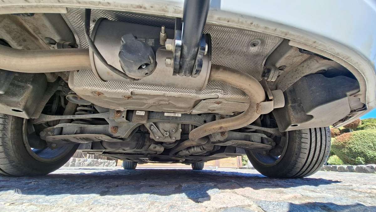 BMW 118, 2.0 l., hatchback