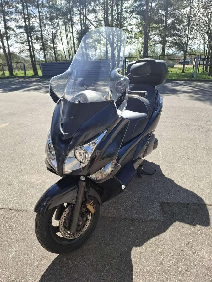 Honda Silverwing 600cc, мотороллеры / мопеды