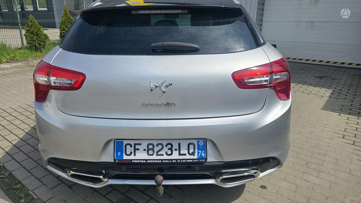 Citroen DS5, 2.0 l., hatchback