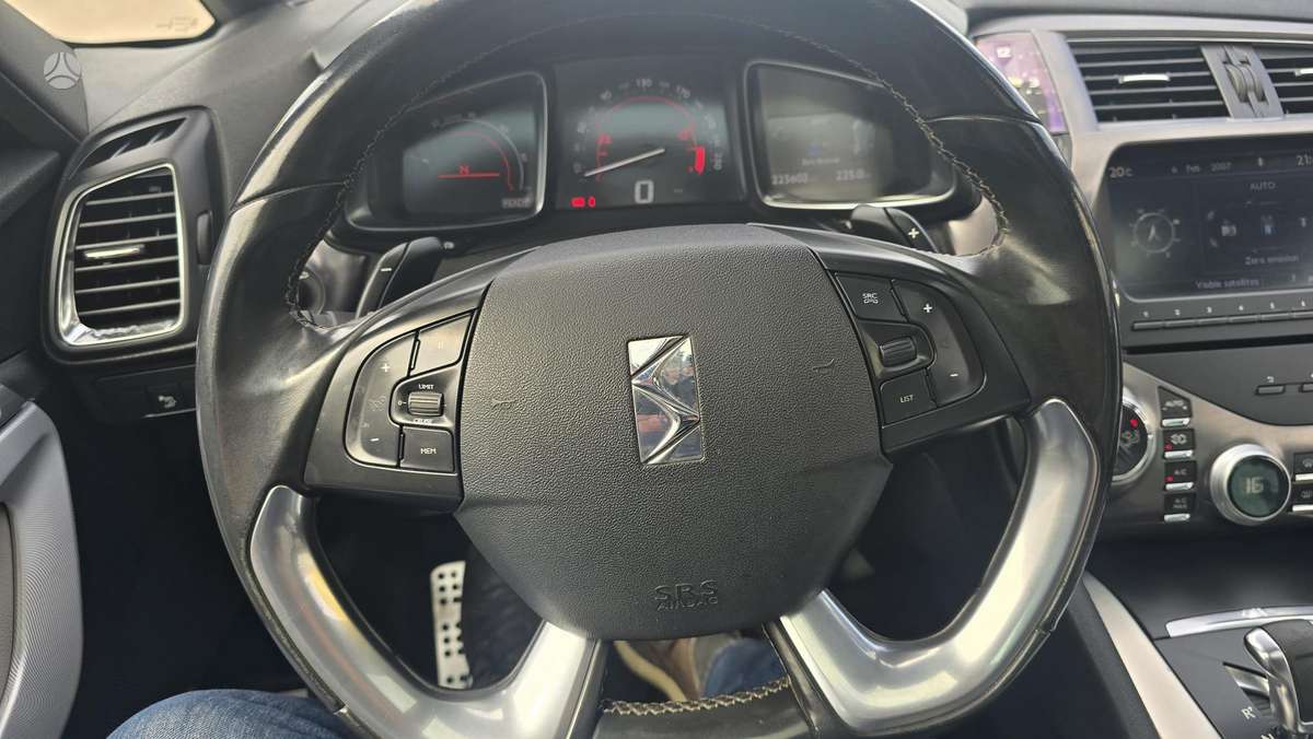 Citroen DS5, 2.0 l., hatchback