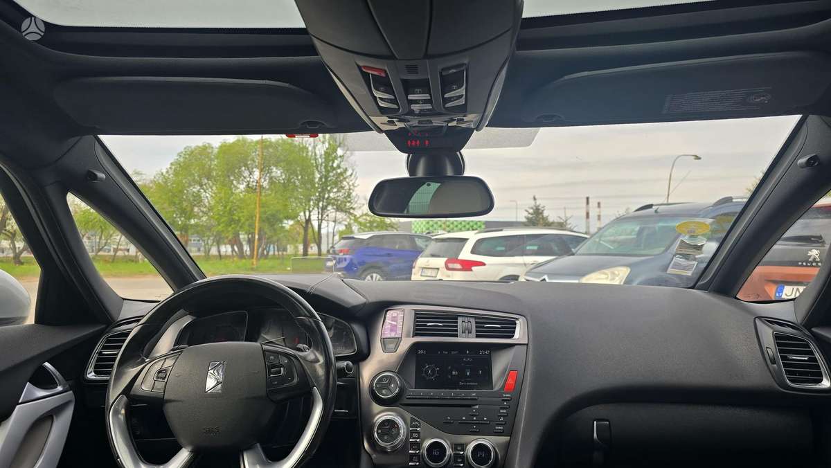 Citroen DS5, 2.0 l., hatchback