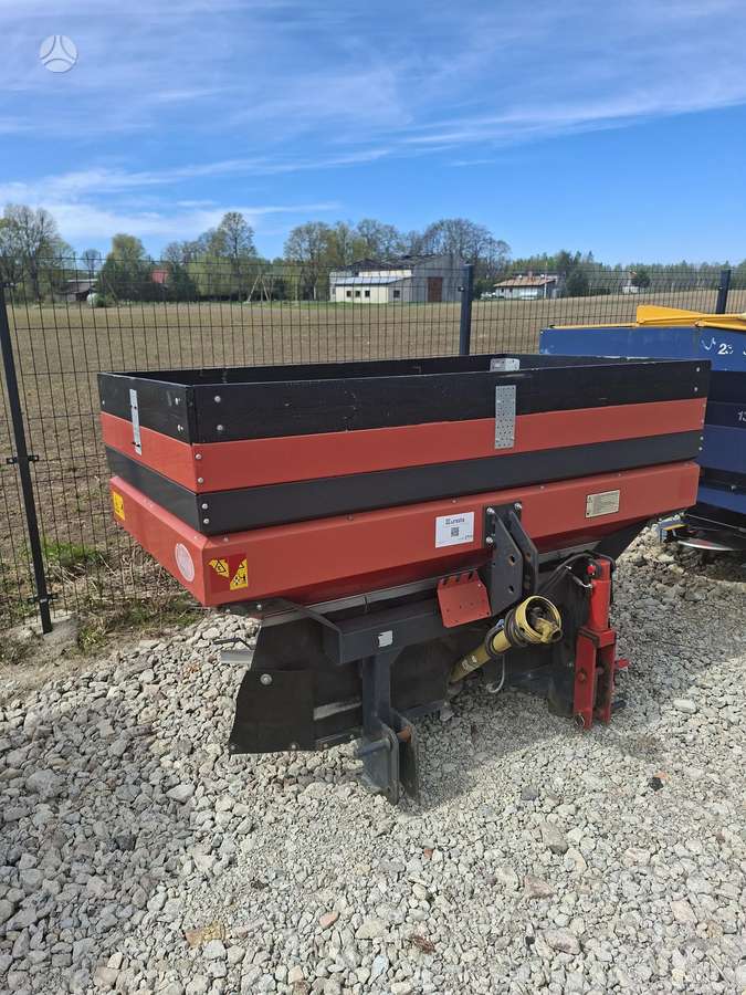 Vicon RS M1405, spreaders