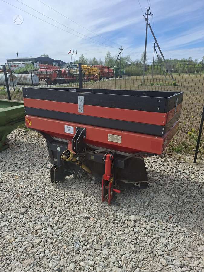 Vicon RS M1405, spreaders