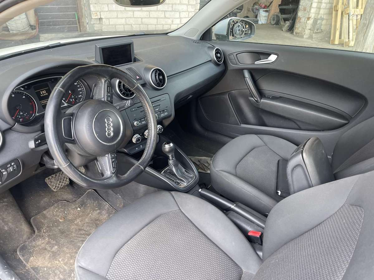 Audi A1 по частям
