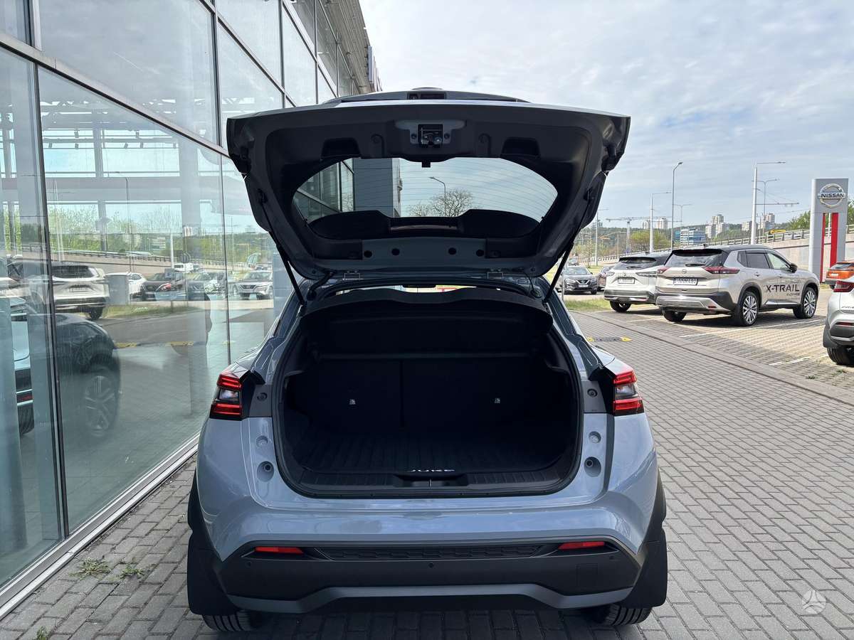 Nissan Juke, 1.0 l., hatchback