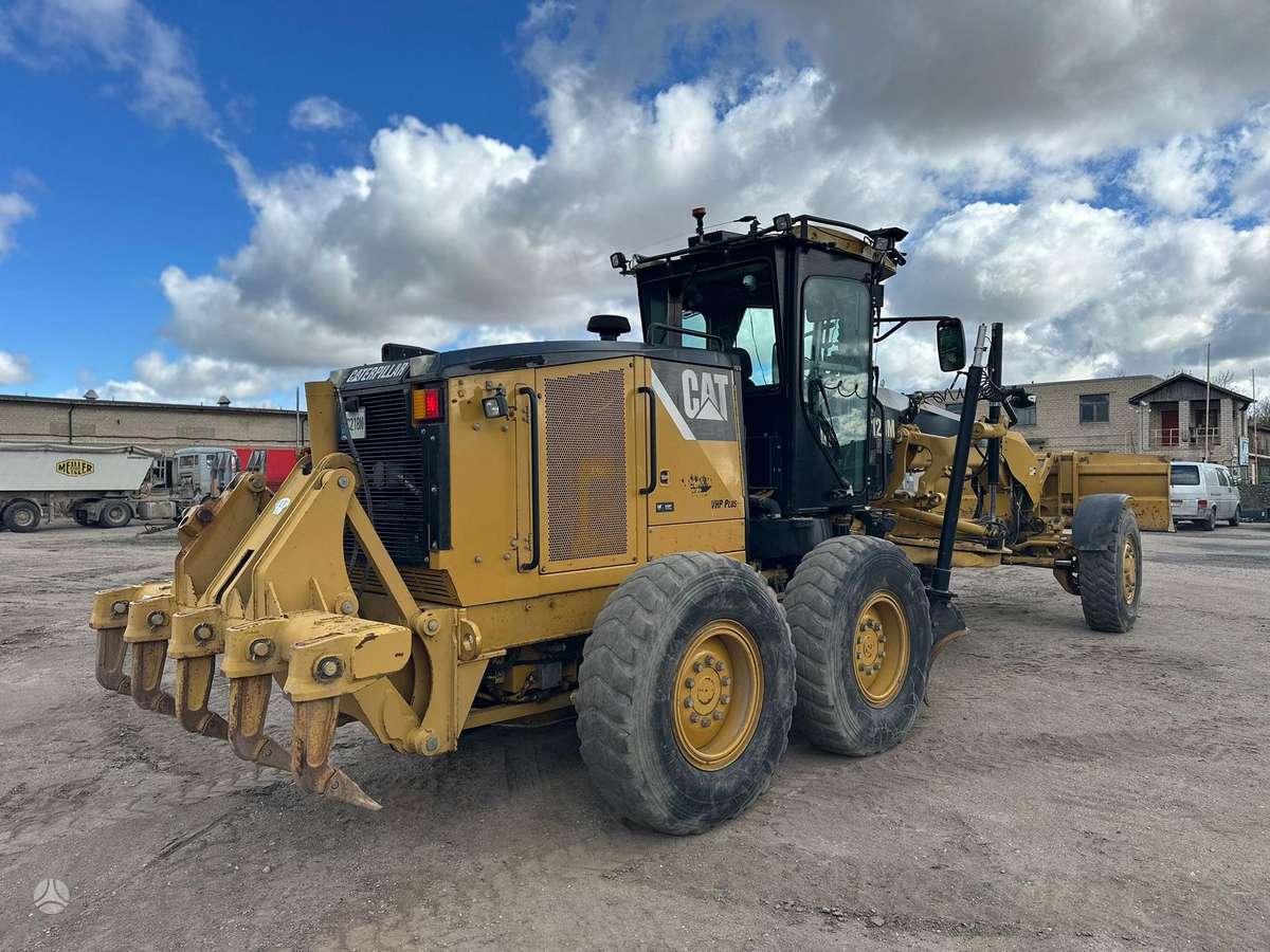 Caterpillar 120 M, грейдеры