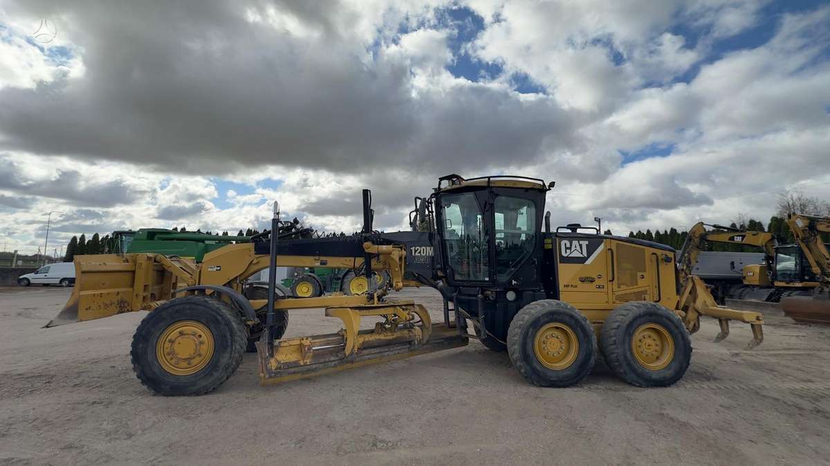 Caterpillar 120 M, грейдеры