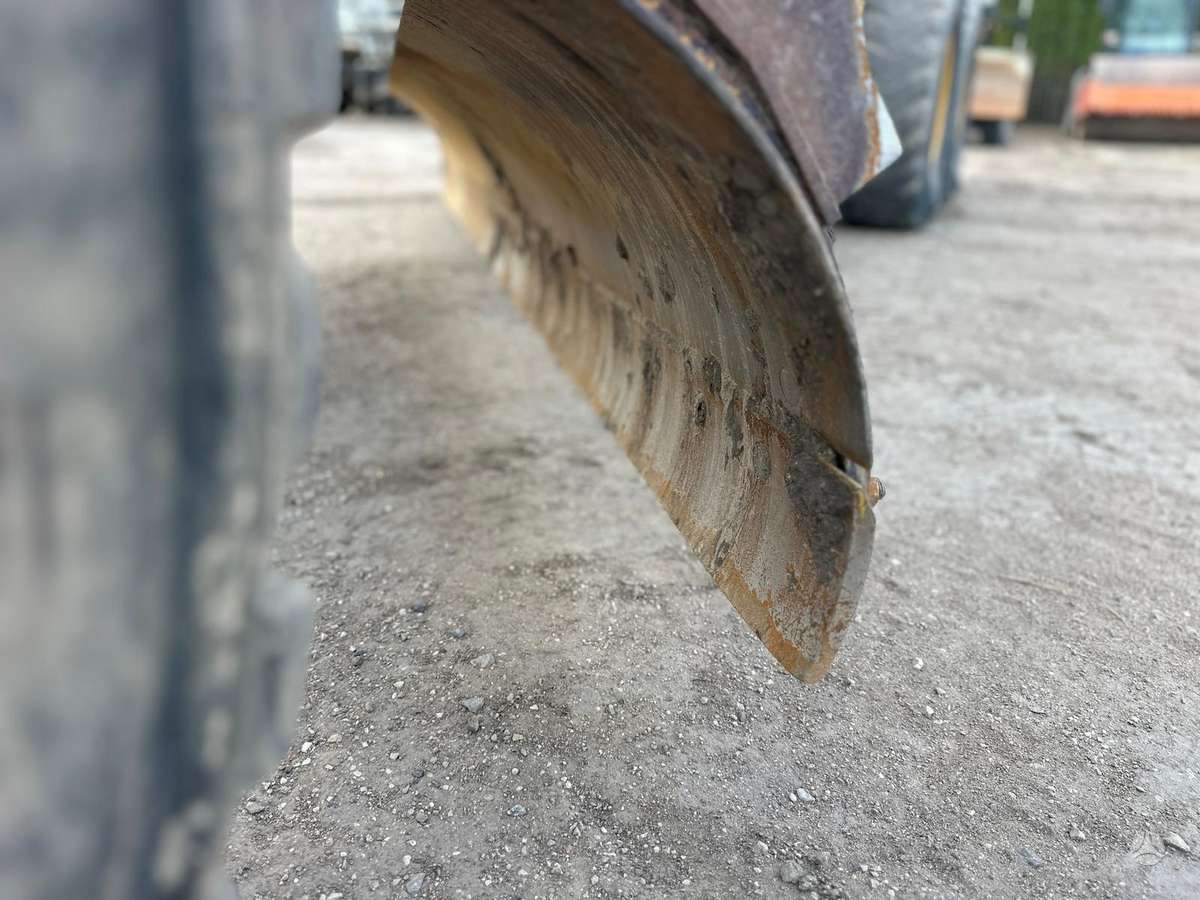 Caterpillar 120 M, грейдеры