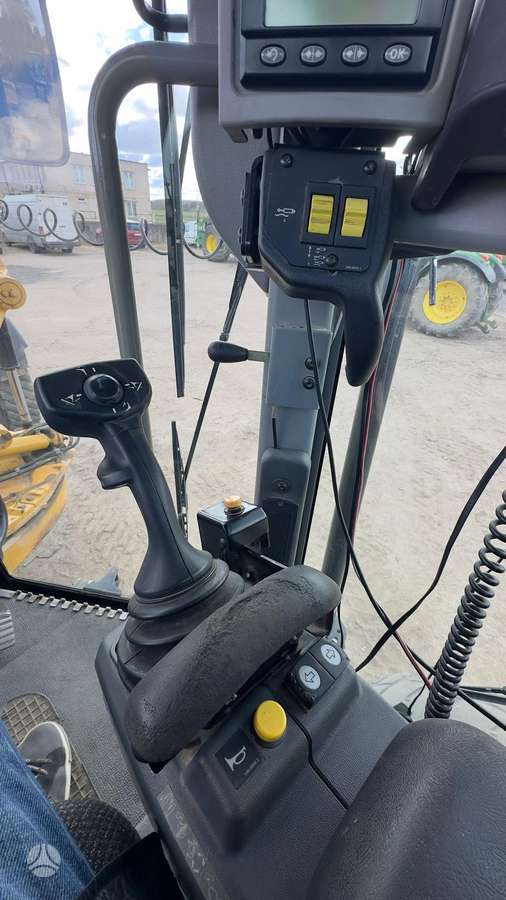 Caterpillar 120 M, грейдеры