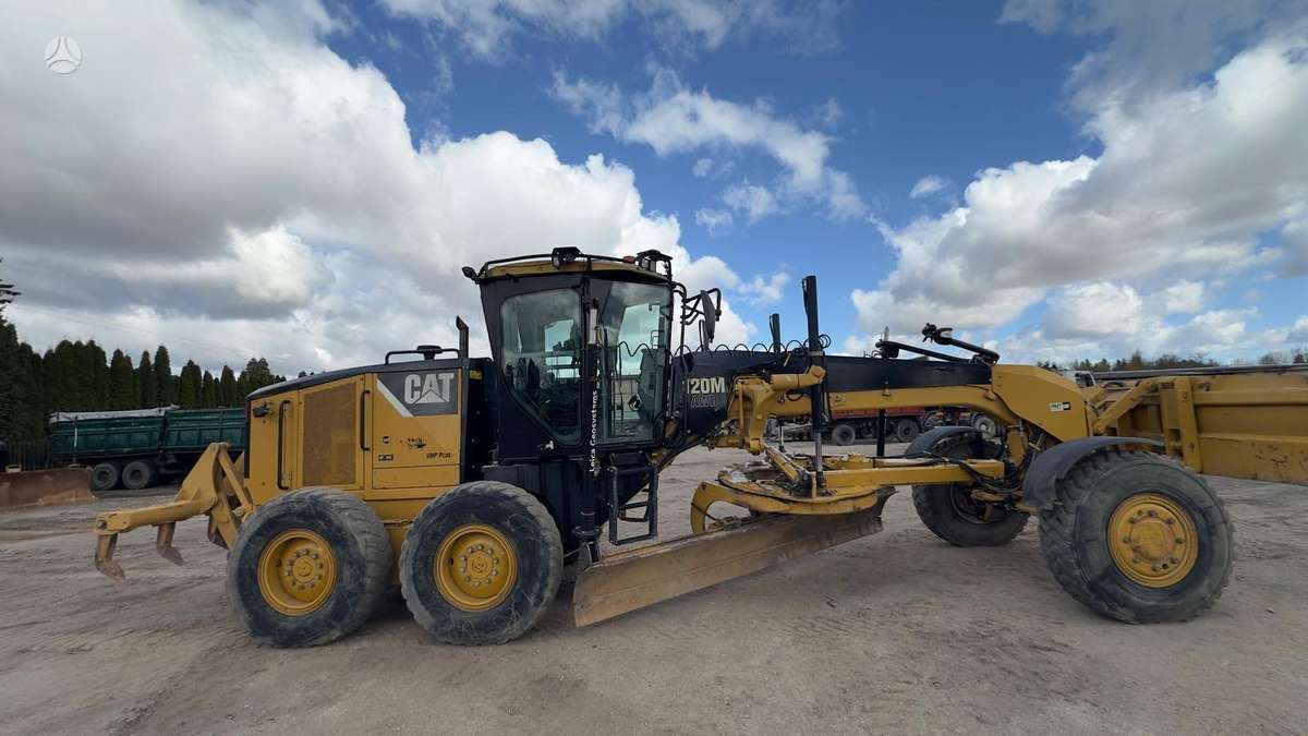 Caterpillar 120 M, грейдеры