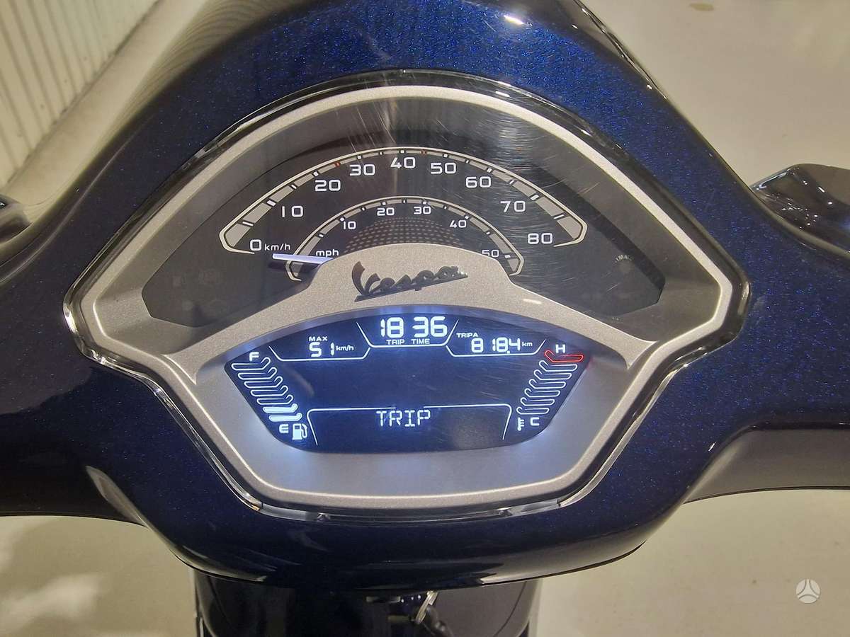 Piaggio Vespa 49cc, scooters / mopeds