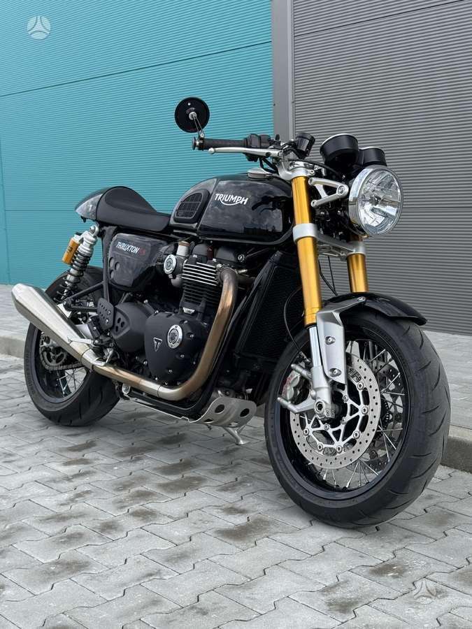 Triumph Thruxton 1200cc, street / classic