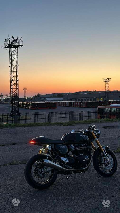 Triumph Thruxton 1200cc, street / classic