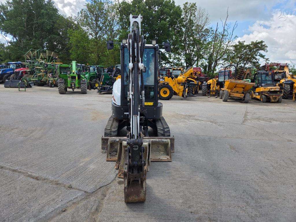 Bobcat E 27z, mini ekskavatori