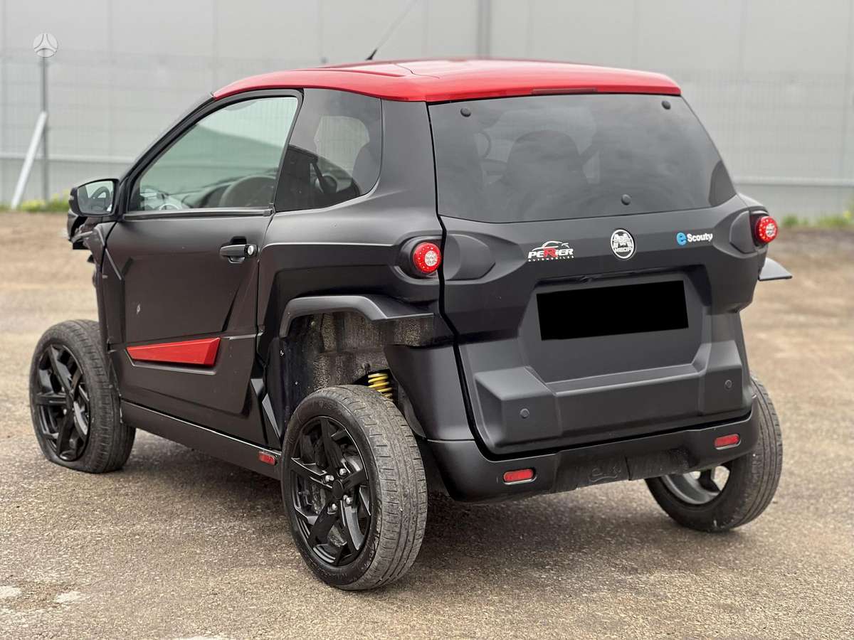 Aixam e-Scouty Evo, hečbekas