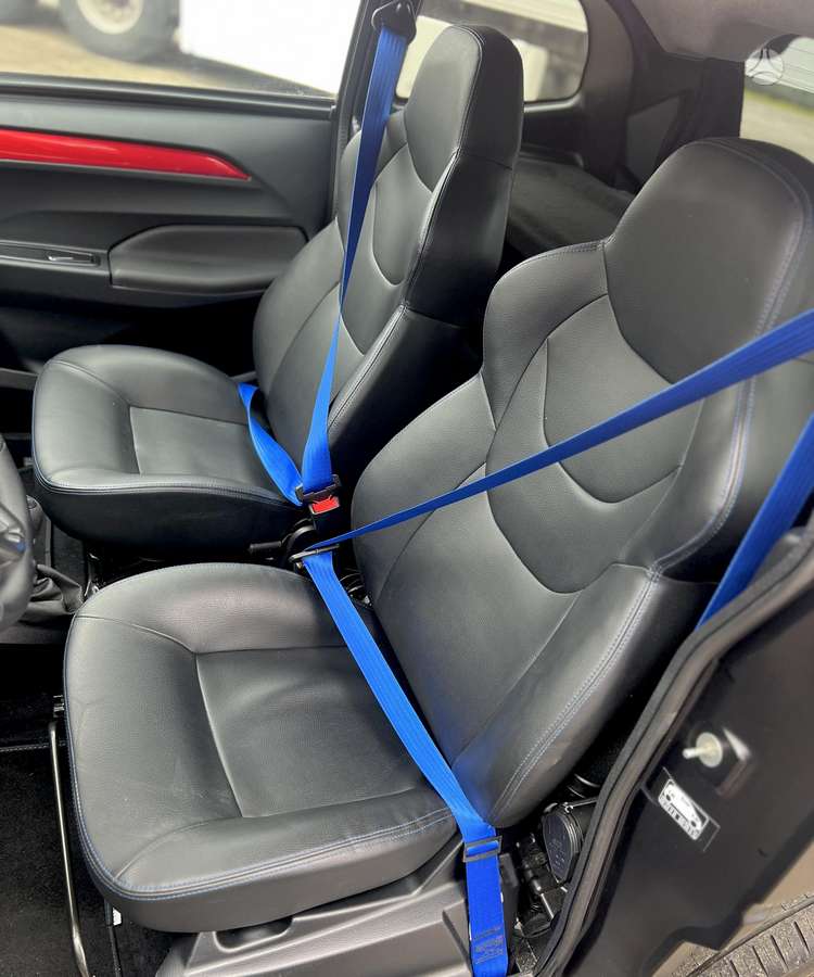 Aixam e-Scouty Evo, hatchback