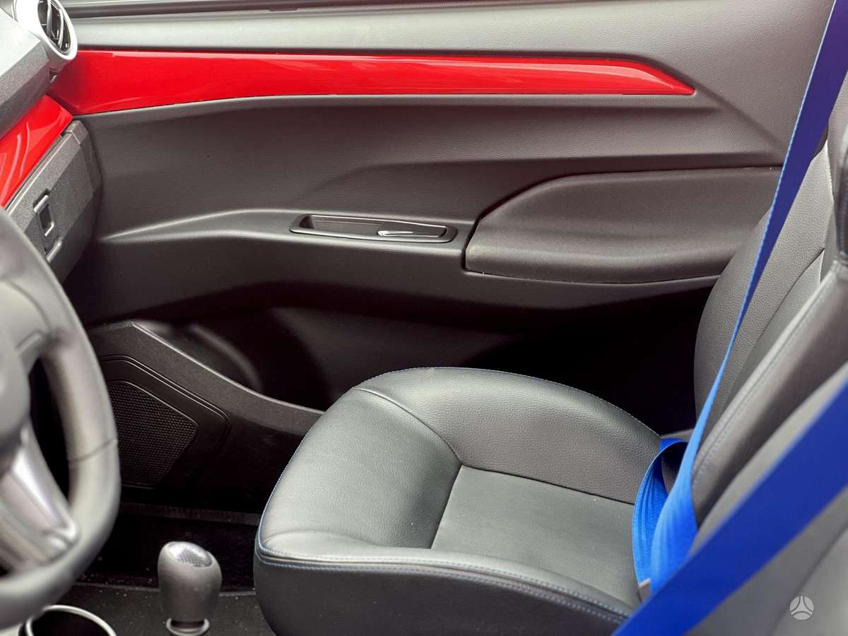 Aixam e-Scouty Evo, hatchback