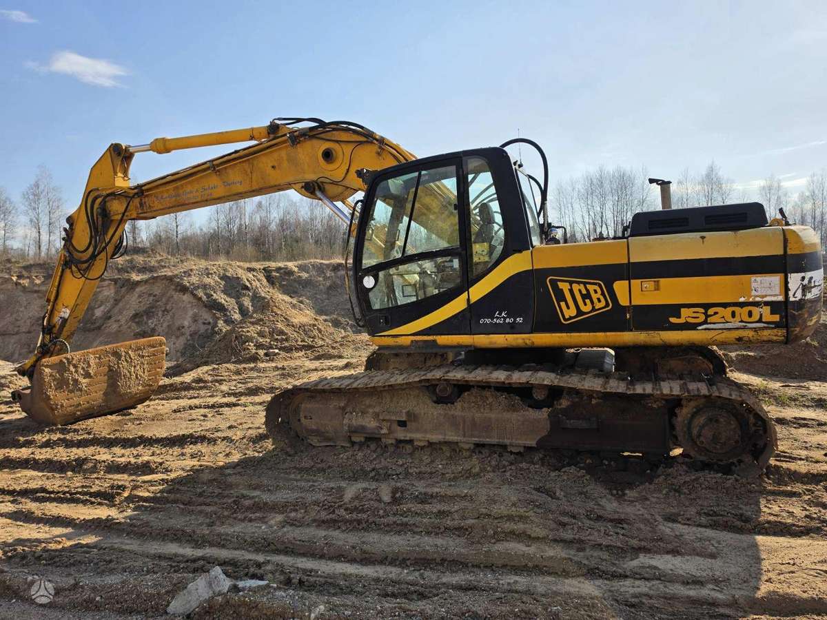 JCB JS200LC, excavator