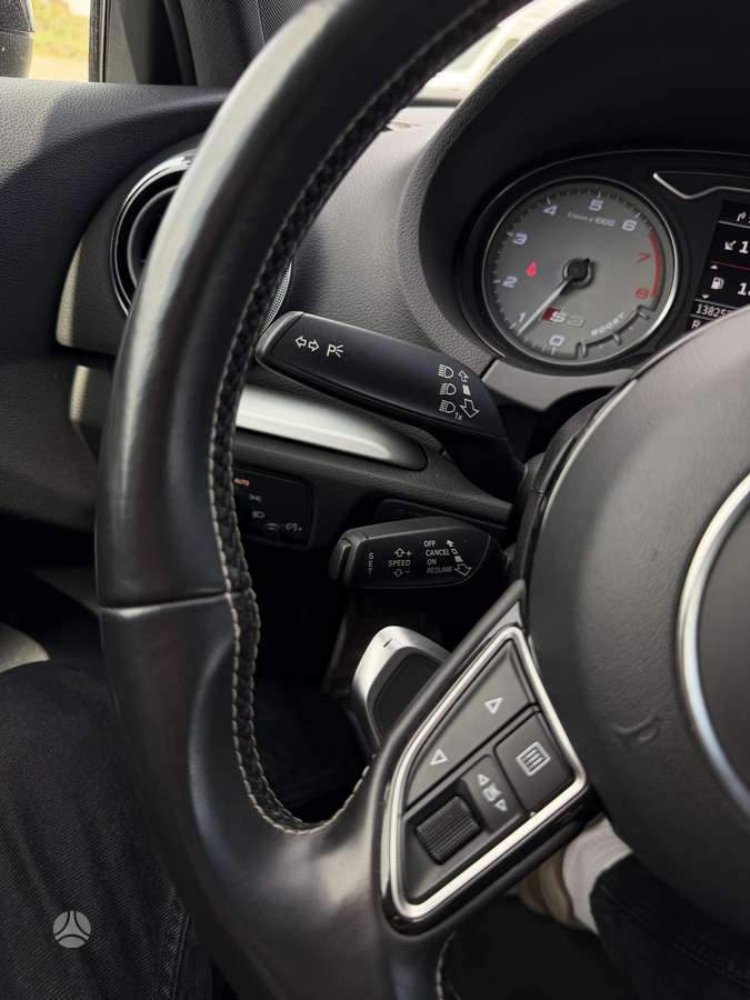 Audi S3, 2.0 l., Седан