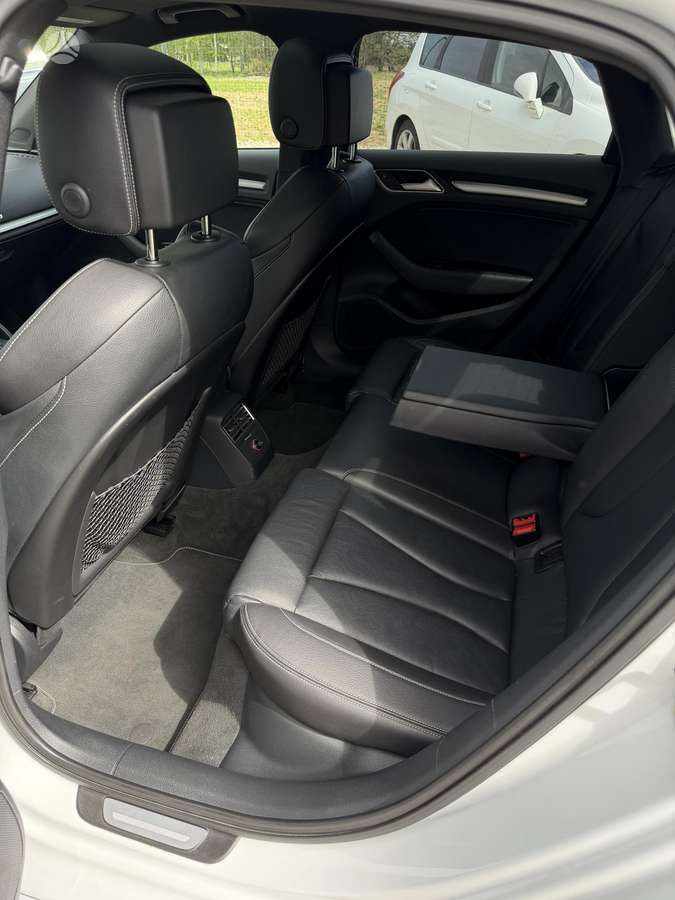 Audi S3, 2.0 l., Седан