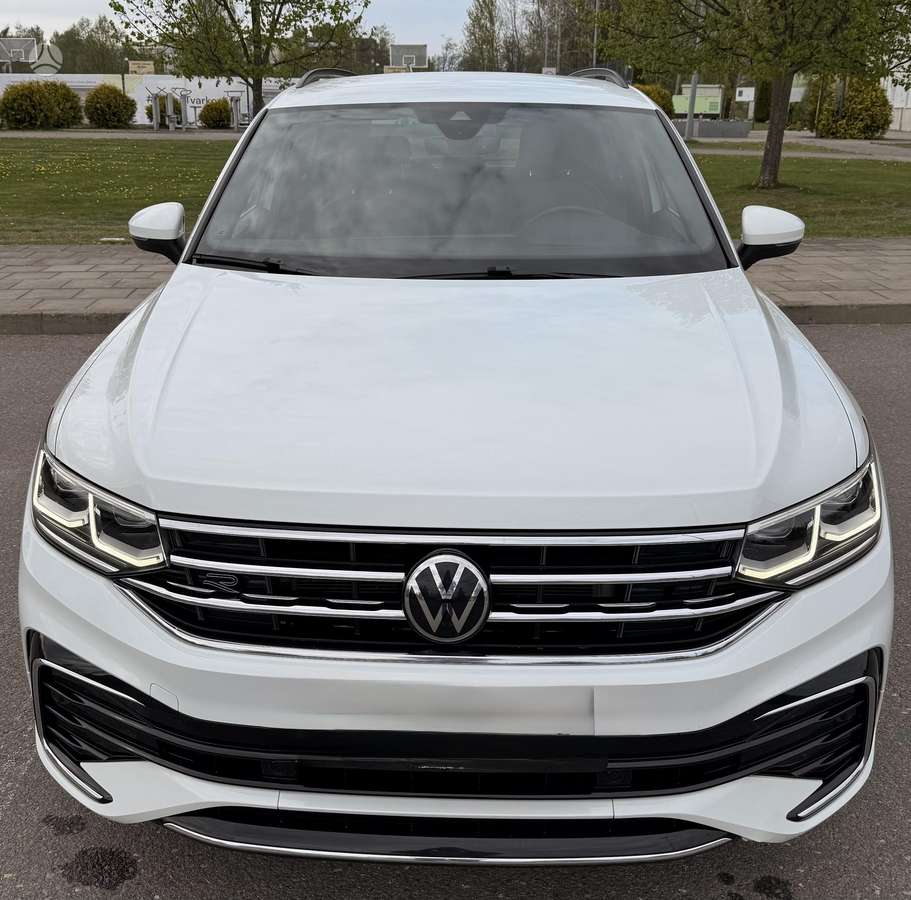 Volkswagen Tiguan - 6
