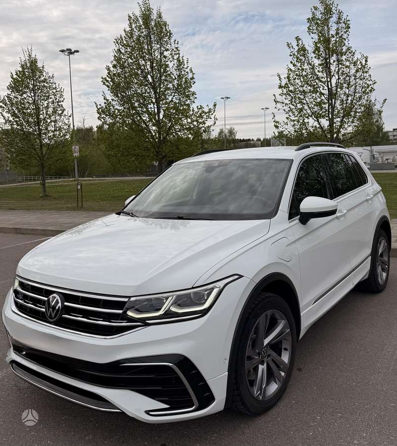Volkswagen Tiguan - 9