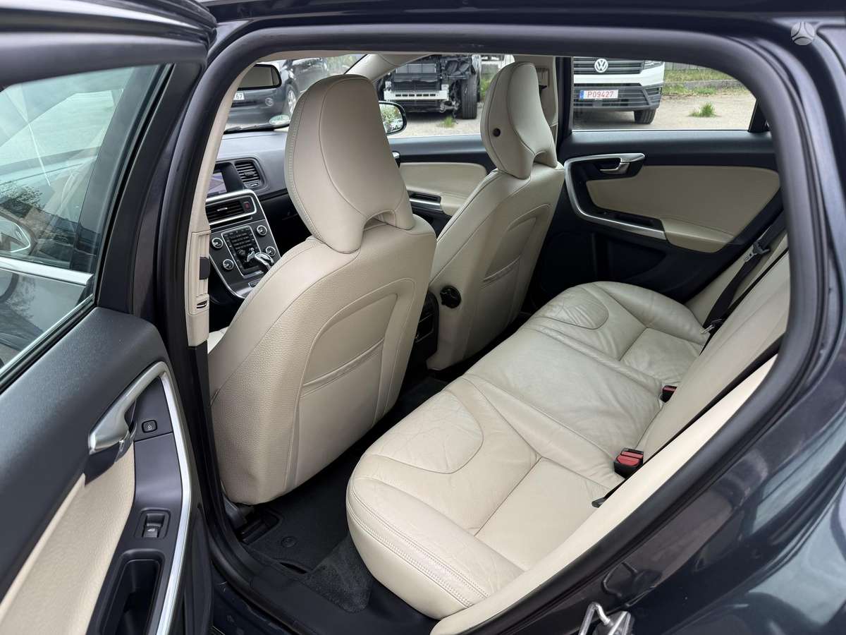 Volvo V60, 2.4 l., Универсал