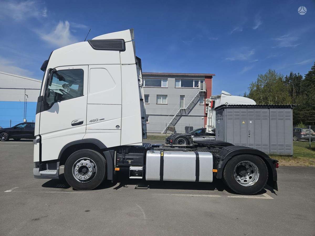 Volvo FH 460, double sleeper