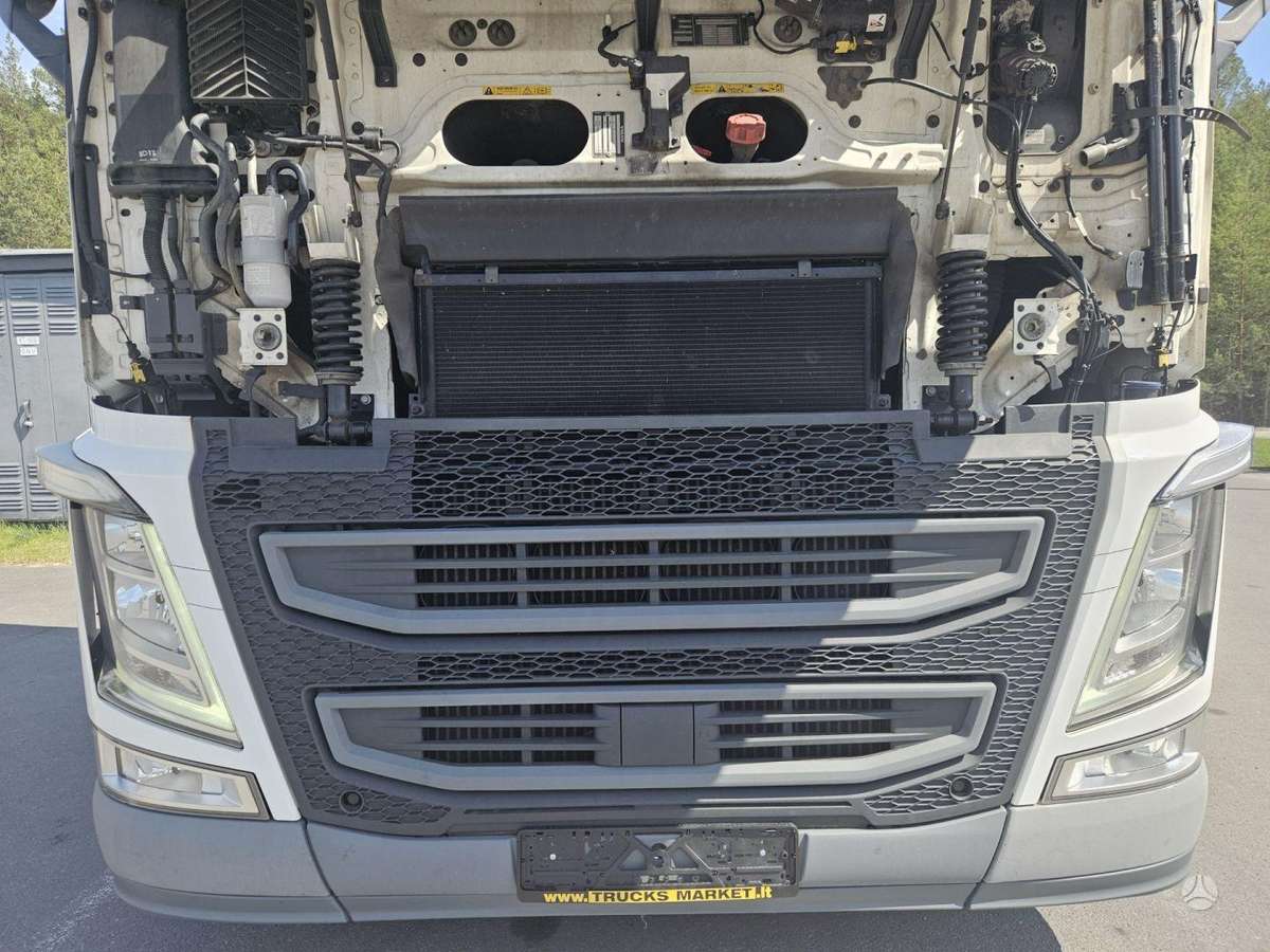 Volvo FH 460, double sleeper