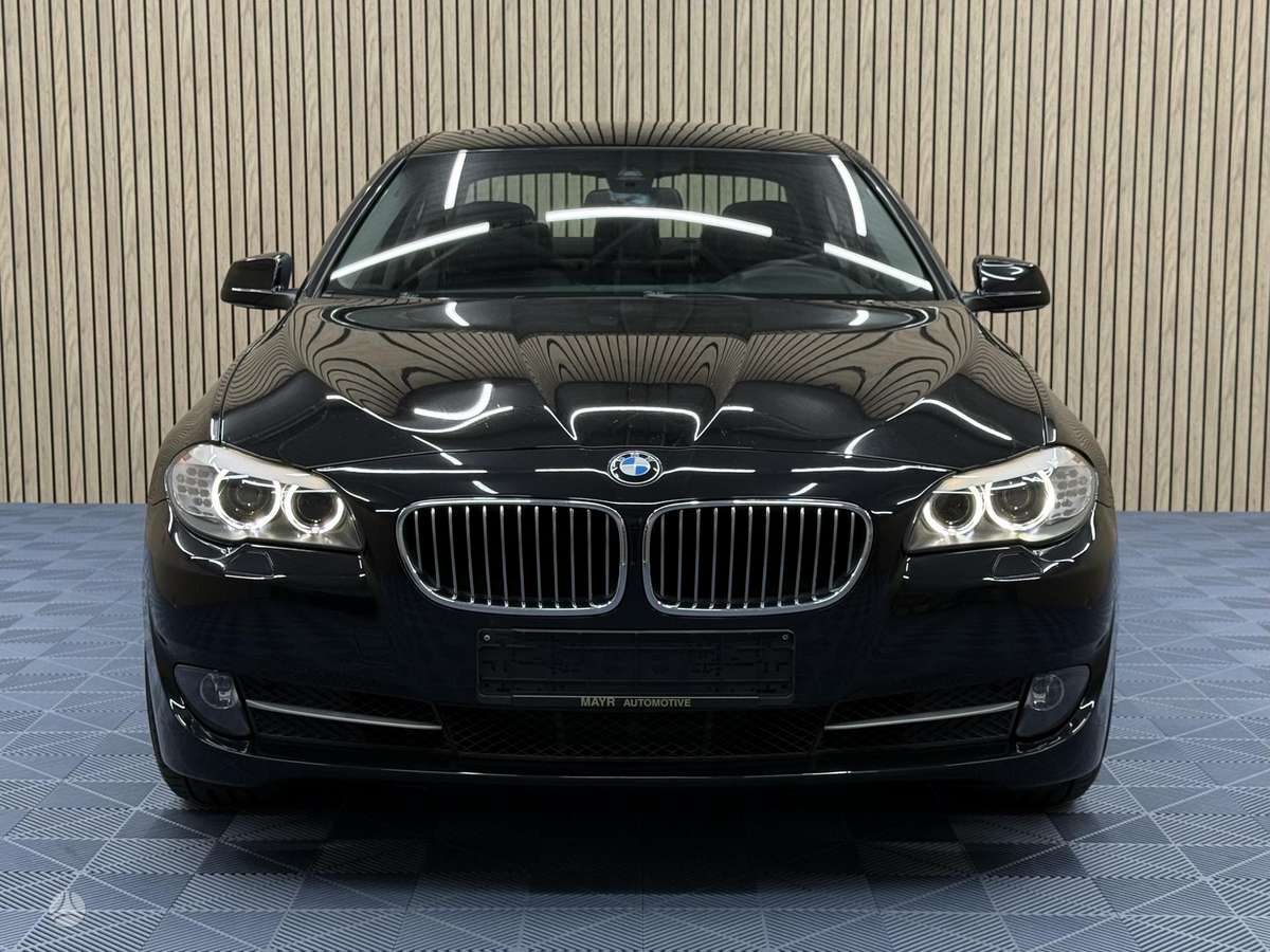 BMW 520, 2.0 l., Седан